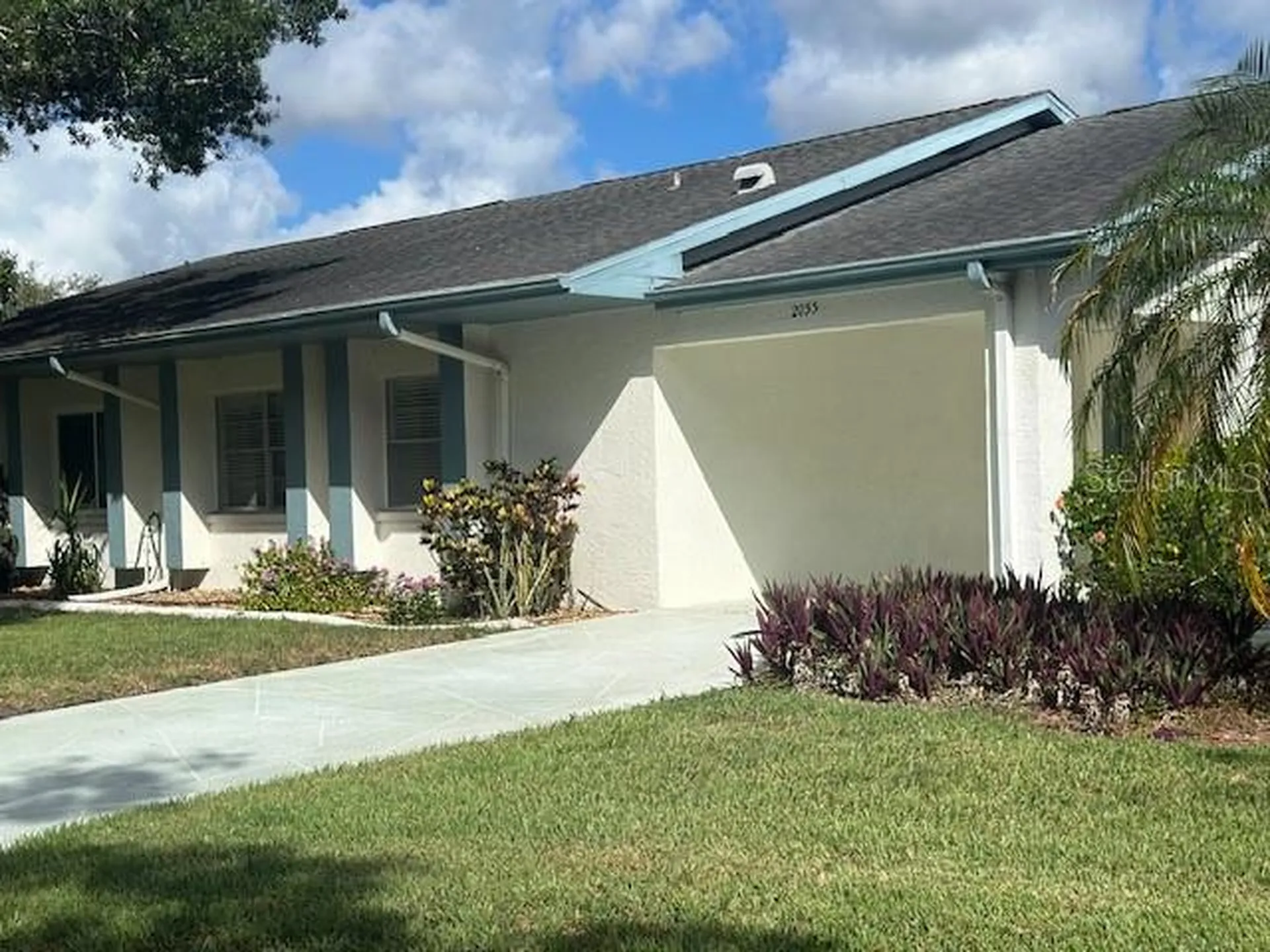 2033 Hawkhurst Circle Sun City Center FL 33573