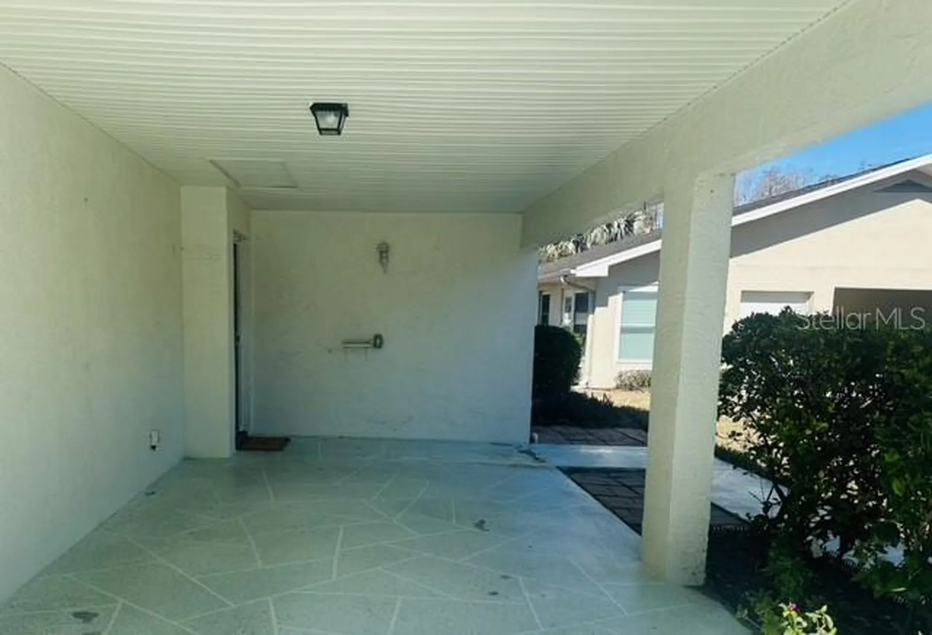 2033 Hawkhurst Circle Sun City Center FL 33573