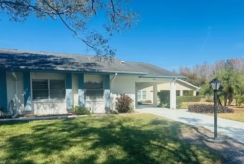 2033 Hawkhurst Circle Sun City Center FL 33573