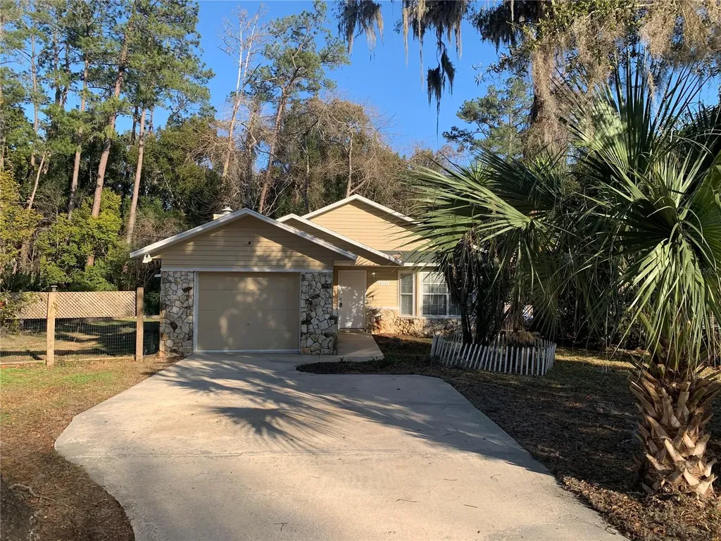 4325 NE 3rd Court Ocala FL 34479