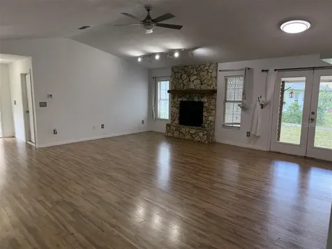 4325 NE 3rd Court Ocala FL 34479