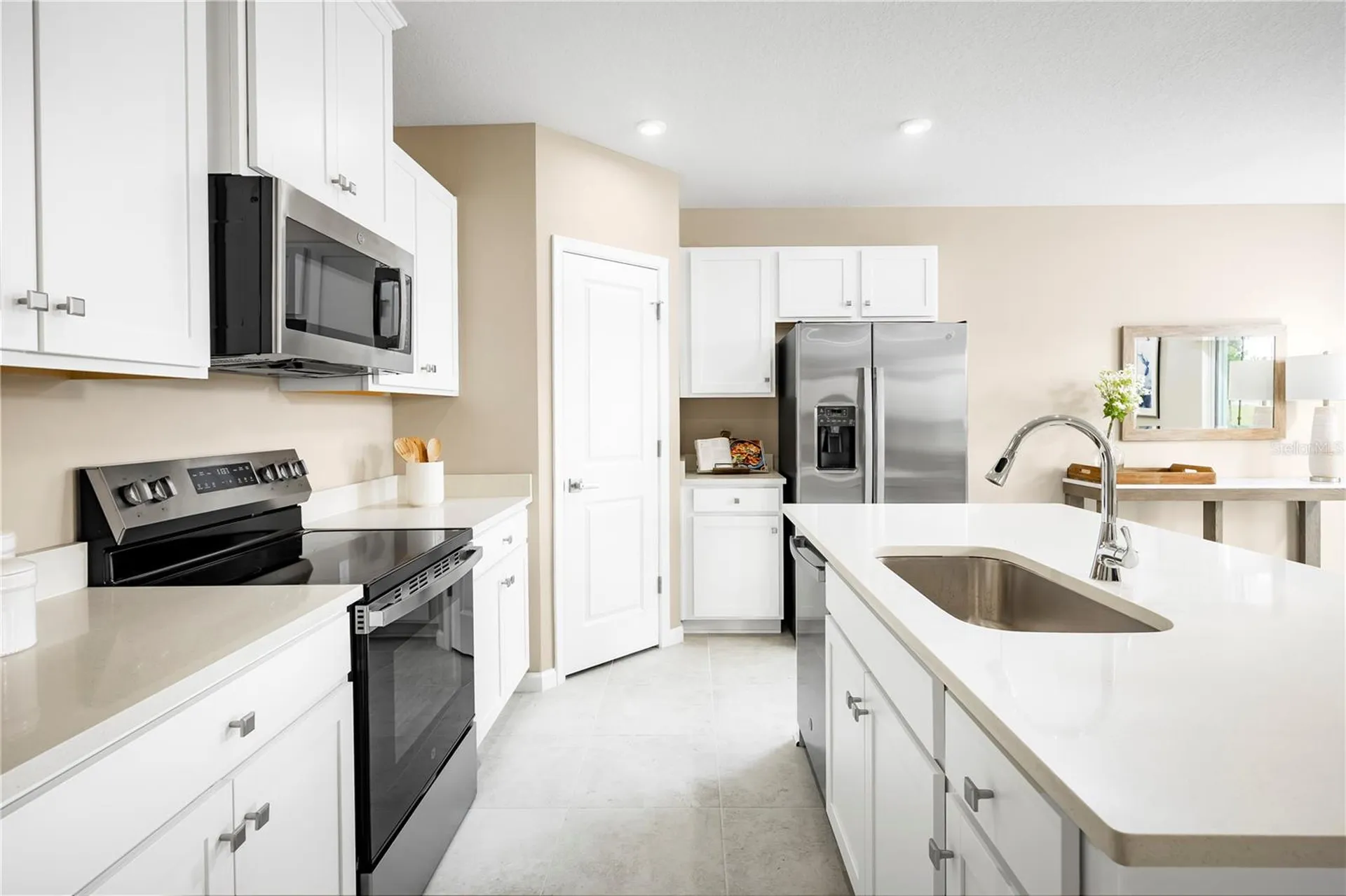 512 171st Street E Bradenton FL 34212