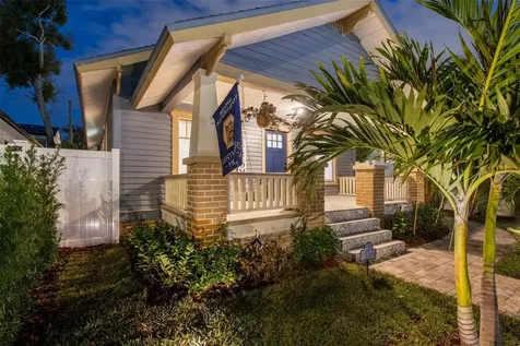 322 11th Avenue N St Petersburg FL 33701