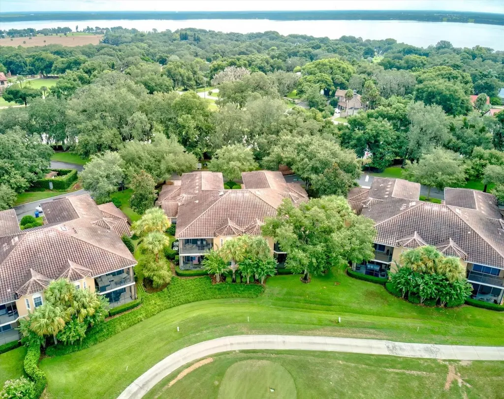 54 Camino Real Boulevard Howey In The Hills FL 34737