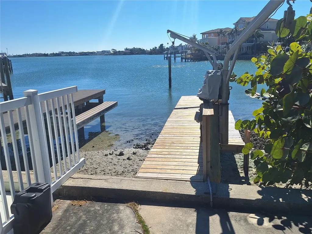 413 161st Avenue Redington Beach FL 33708