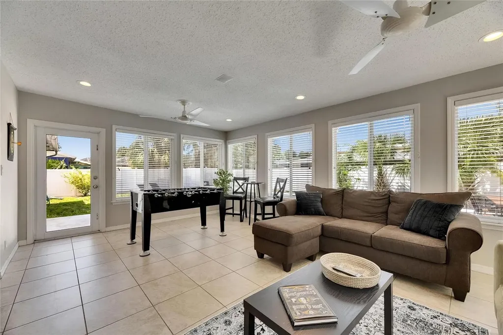 4710 Travertine Drive Tampa FL 33615