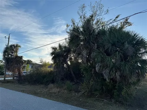7169 Burnsville Street Englewood FL 34224
