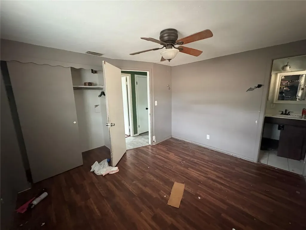 11486 92nd Street Largo FL 33773