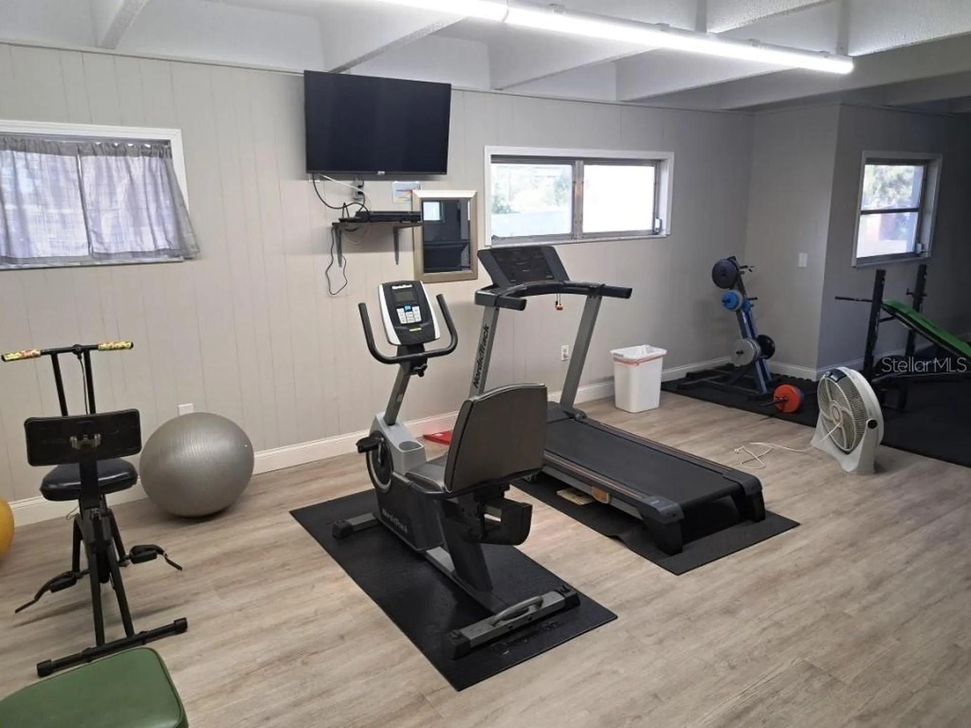 4600 98th Way N St Petersburg FL 33708