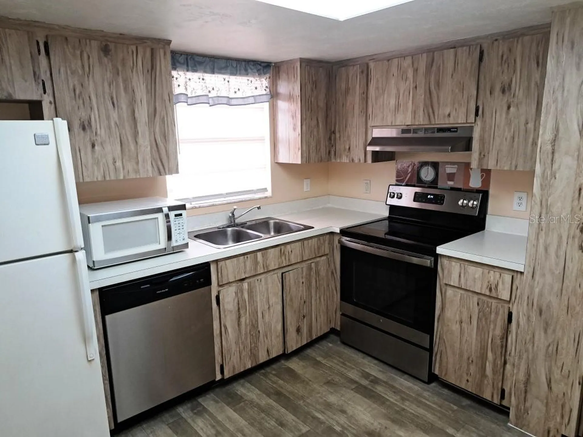 4600 98th Way N St Petersburg FL 33708