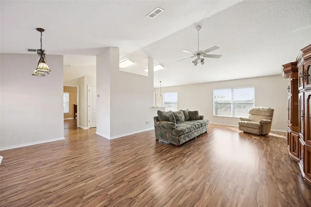 10440 Lake Hasson Circle Clermont FL 34711