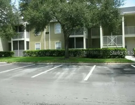 214 Lake Parsons Green Brandon FL 33511