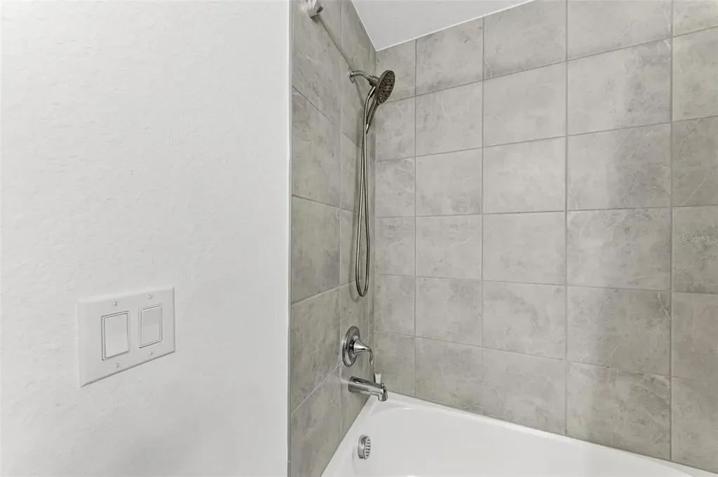 5685 Palmer Circle Bradenton FL 34211