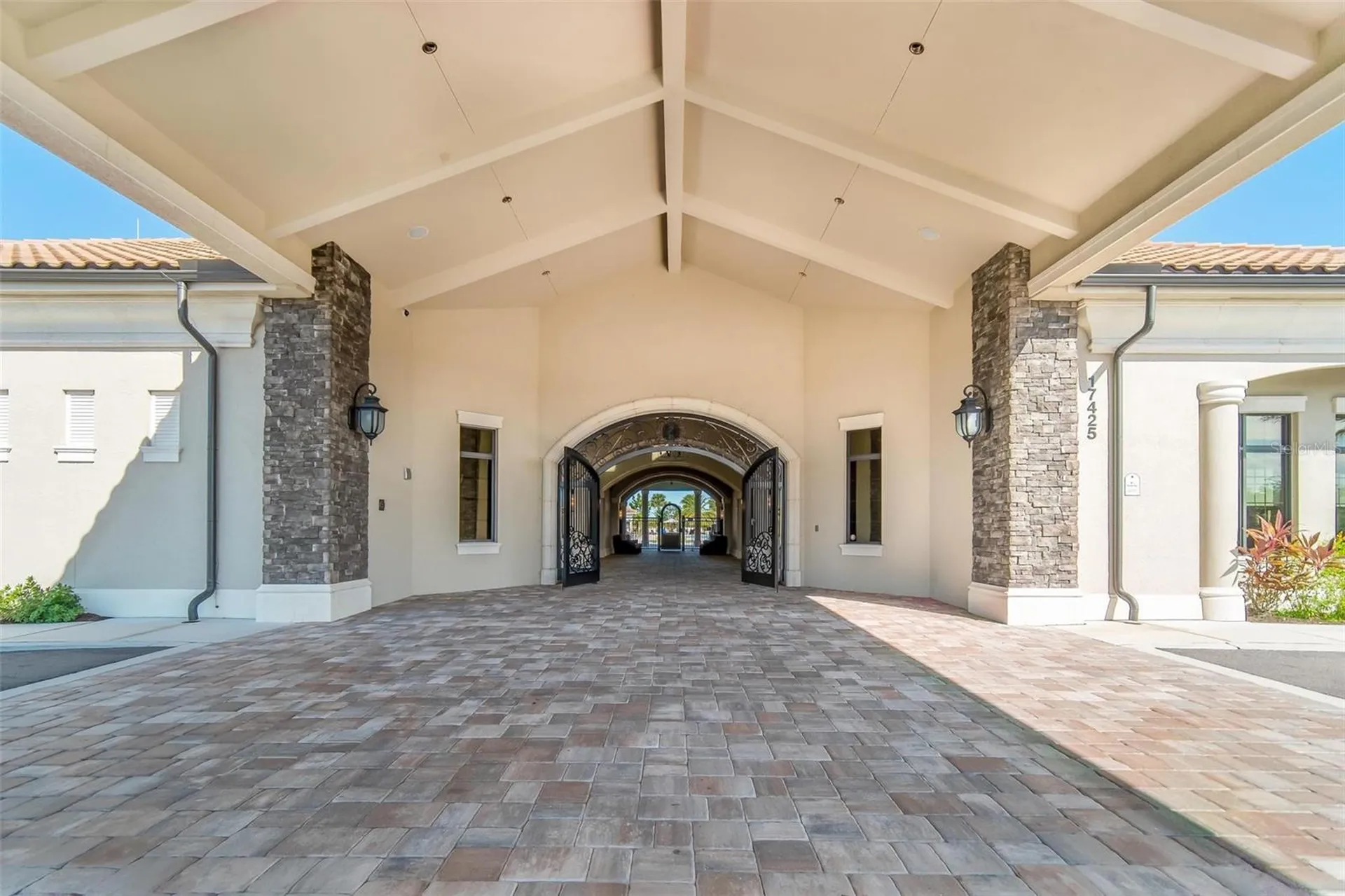 5685 Palmer Circle Bradenton FL 34211