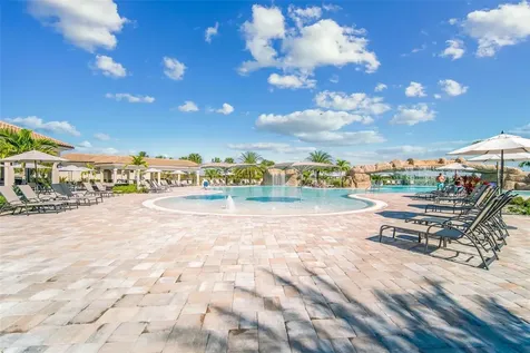 5685 Palmer Circle Bradenton FL 34211