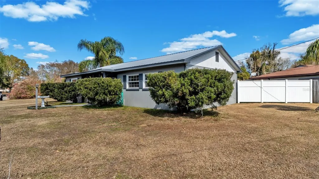 2802 Canal Drive N Lakeland FL 33801