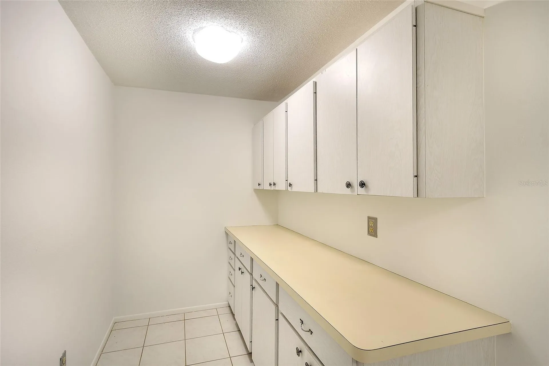 6517 10th Avenue W Bradenton FL 34209
