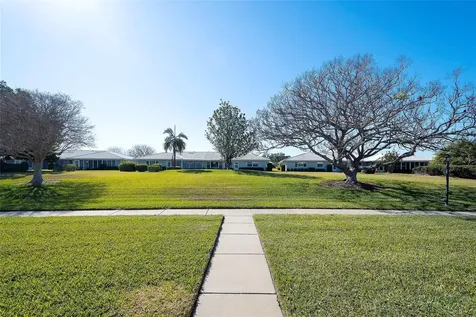 6517 10th Avenue W Bradenton FL 34209