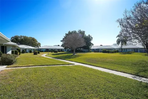 6517 10th Avenue W Bradenton FL 34209