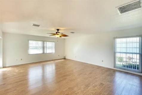 6517 10th Avenue W Bradenton FL 34209