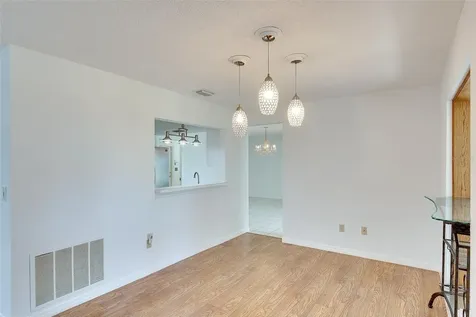 6517 10th Avenue W Bradenton FL 34209