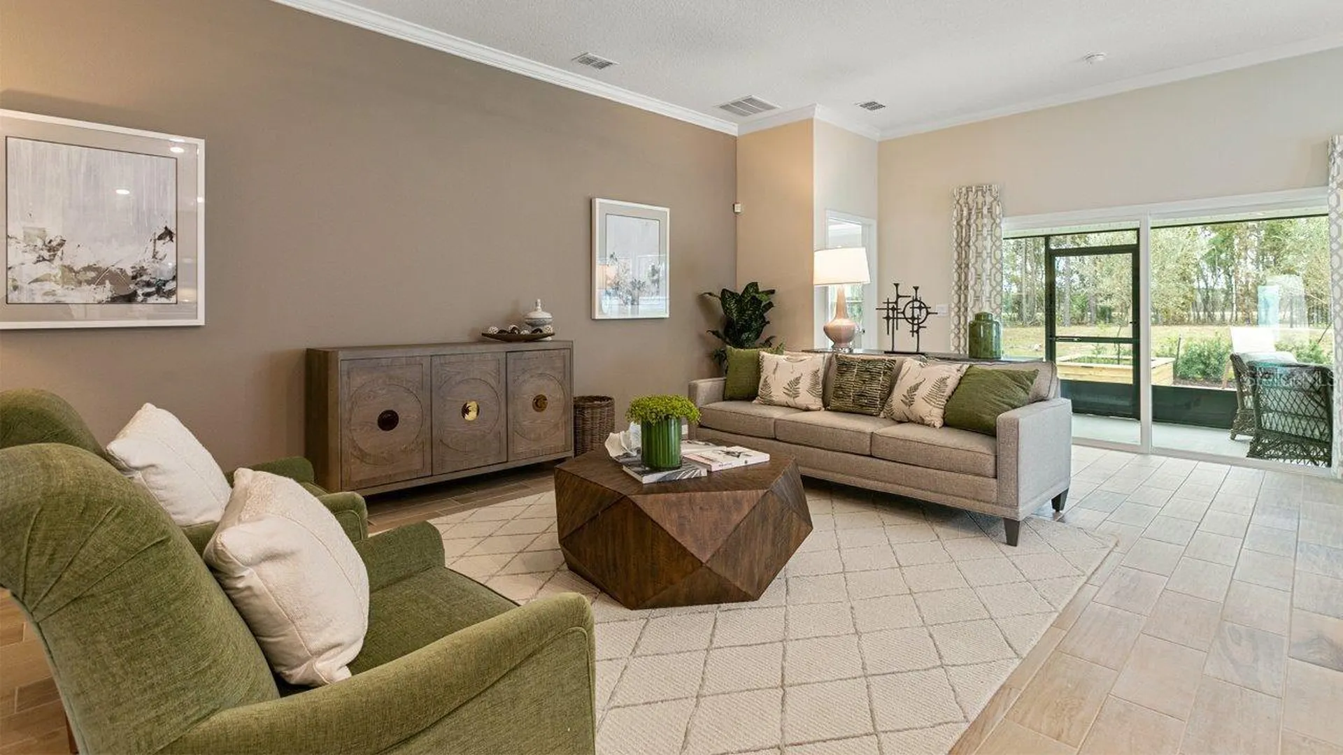 33 Green Circle Palm Coast FL 32164