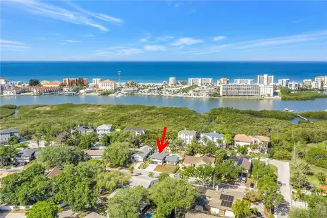 8500 144th Lane Seminole FL 33776
