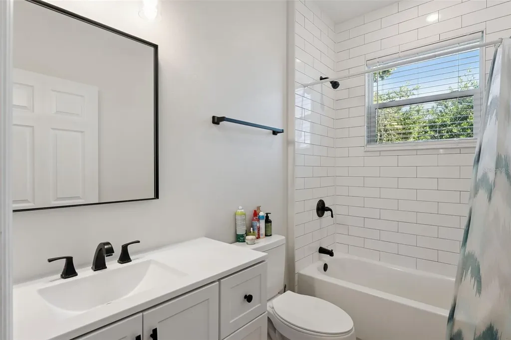 1403 W Kaley Avenue Orlando FL 32805
