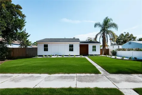 908 61st Street S Gulfport FL 33707