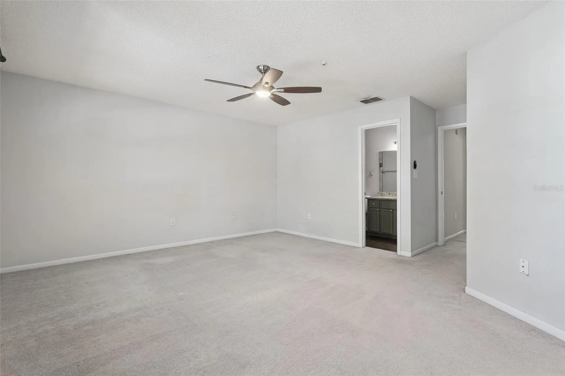 683 Post Oak Circle Altamonte Springs FL 32701