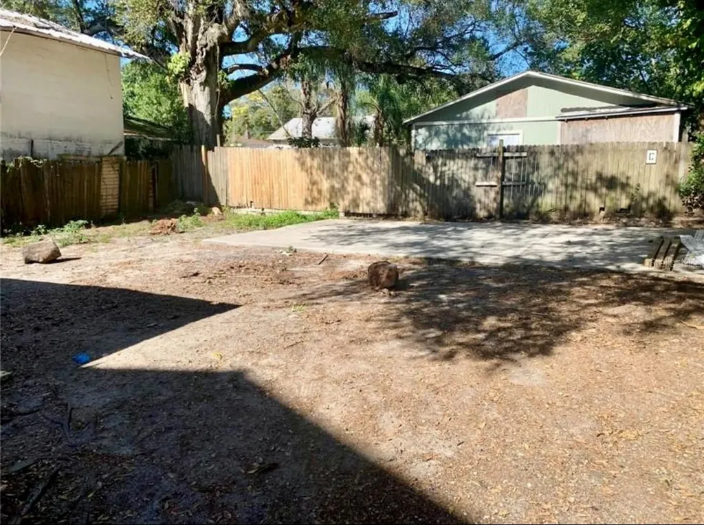 1212 E 25th Avenue Tampa FL 33605