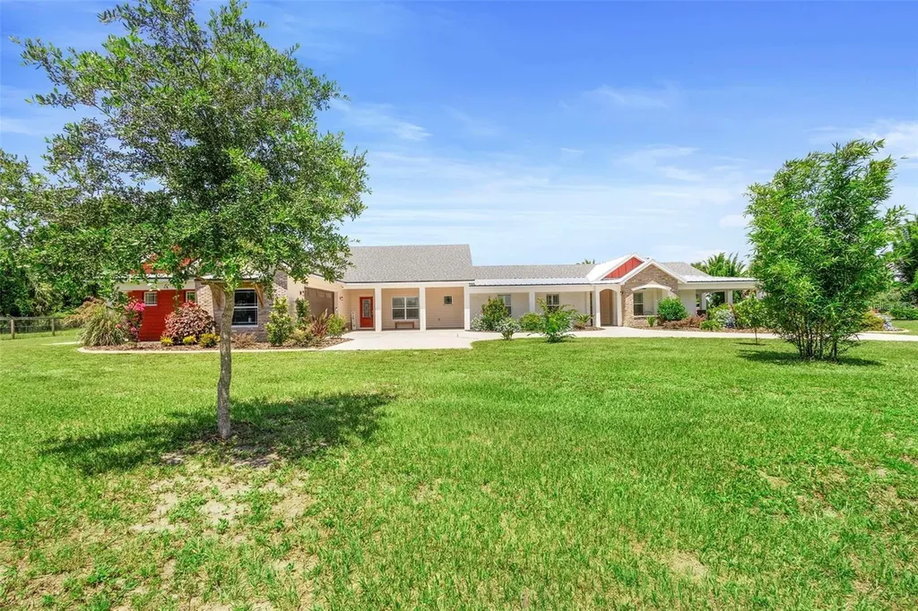 700 Old Geneva Road Geneva FL 32732