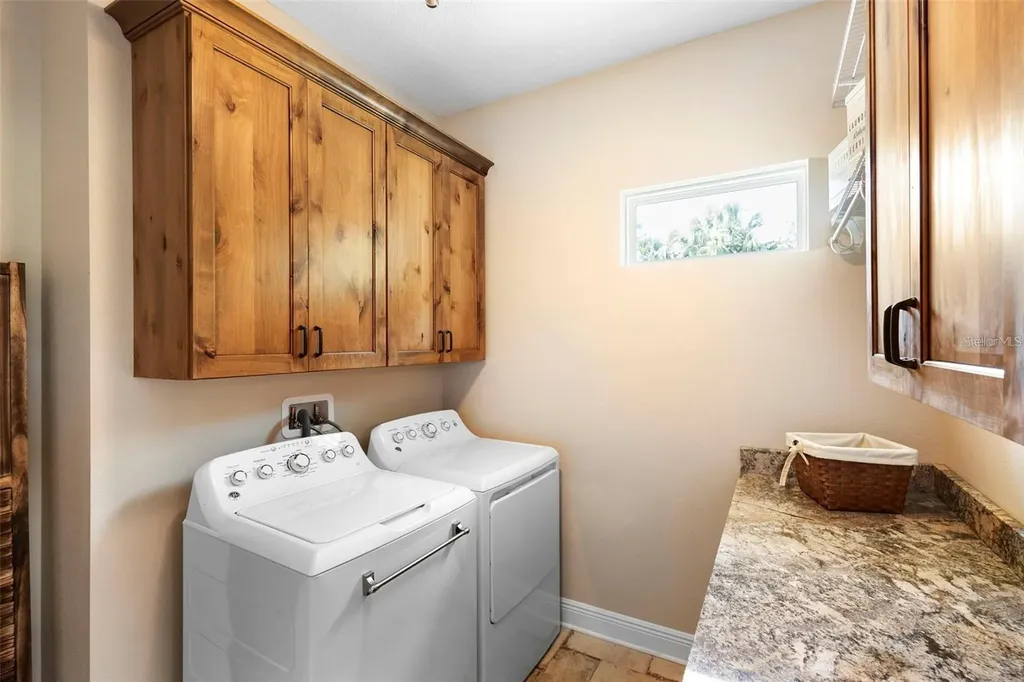 700 Old Geneva Road Geneva FL 32732