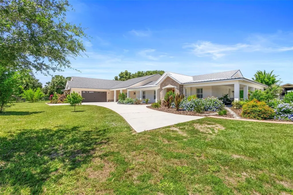700 Old Geneva Road Geneva FL 32732