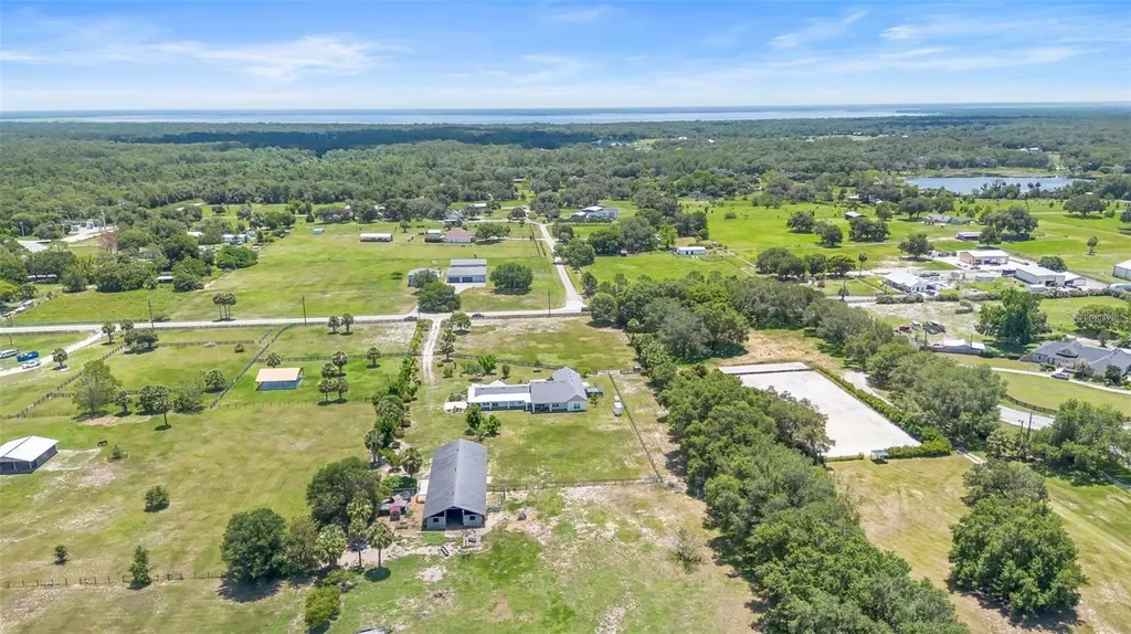 700 Old Geneva Road Geneva FL 32732