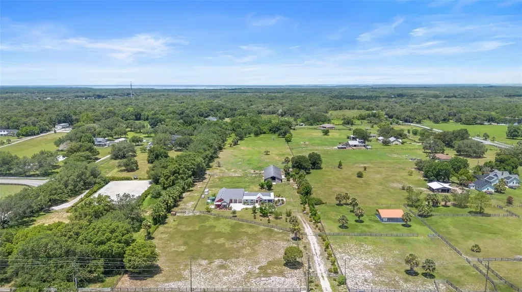 700 Old Geneva Road Geneva FL 32732