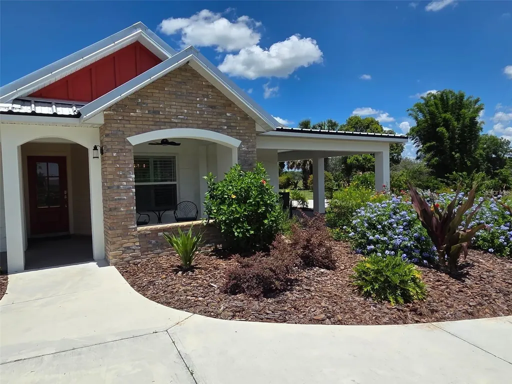 700 Old Geneva Road Geneva FL 32732