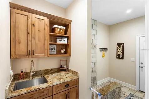 700 Old Geneva Road Geneva FL 32732