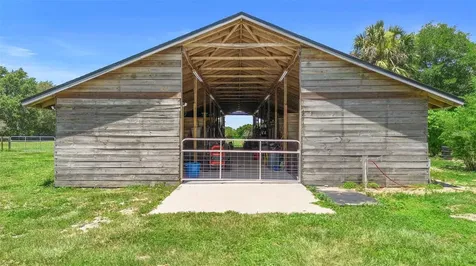 700 Old Geneva Road Geneva FL 32732