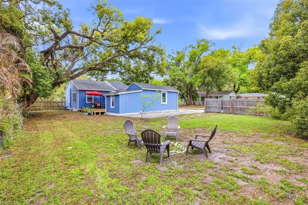 1300 E Henry Avenue Tampa FL 33604