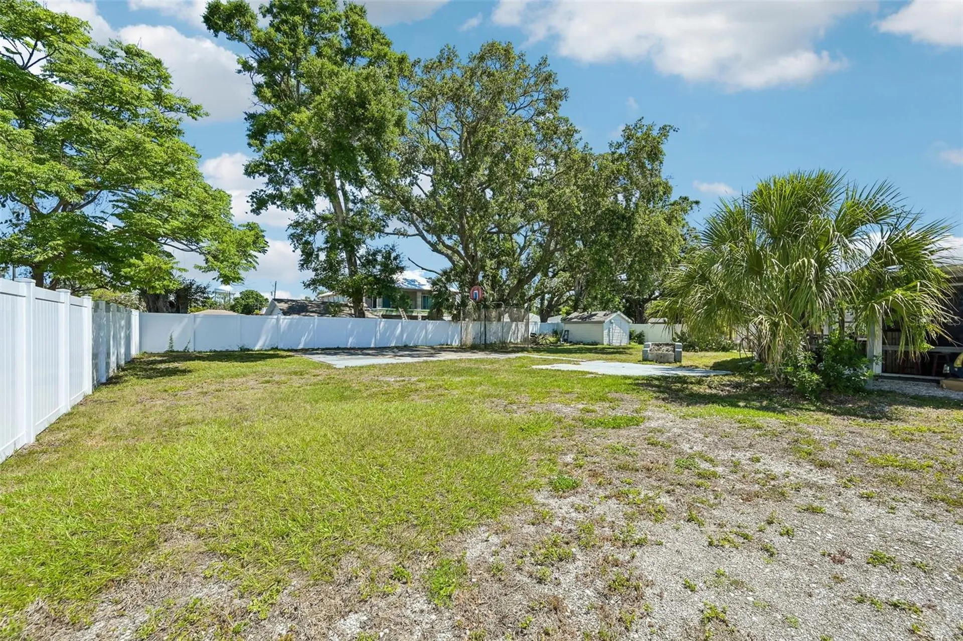 2818 11th Avenue W Bradenton FL 34205