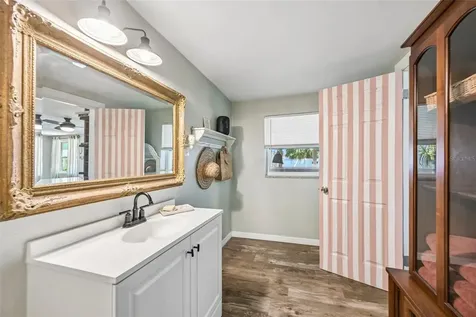 2818 11th Avenue W Bradenton FL 34205