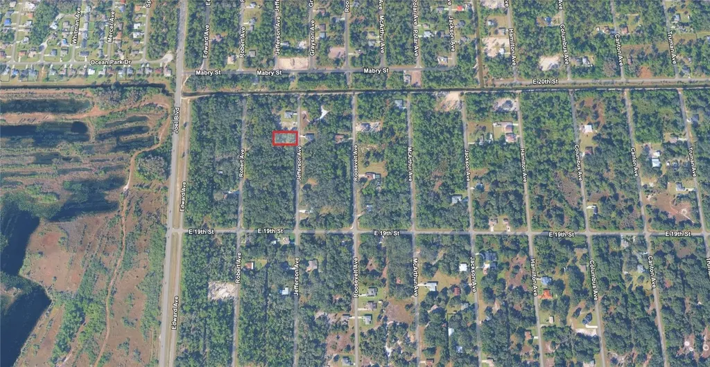 1915 Jefferson Avenue Lehigh Acres FL 33972