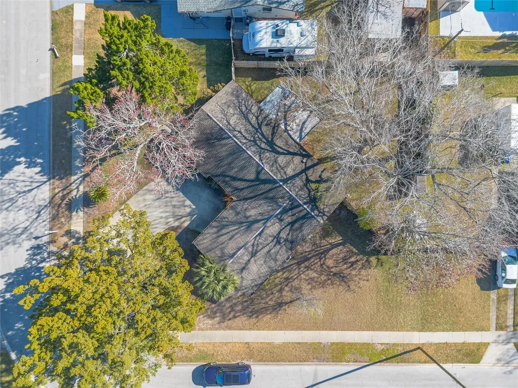 1968 Red Cedar Circle South Daytona FL 32119