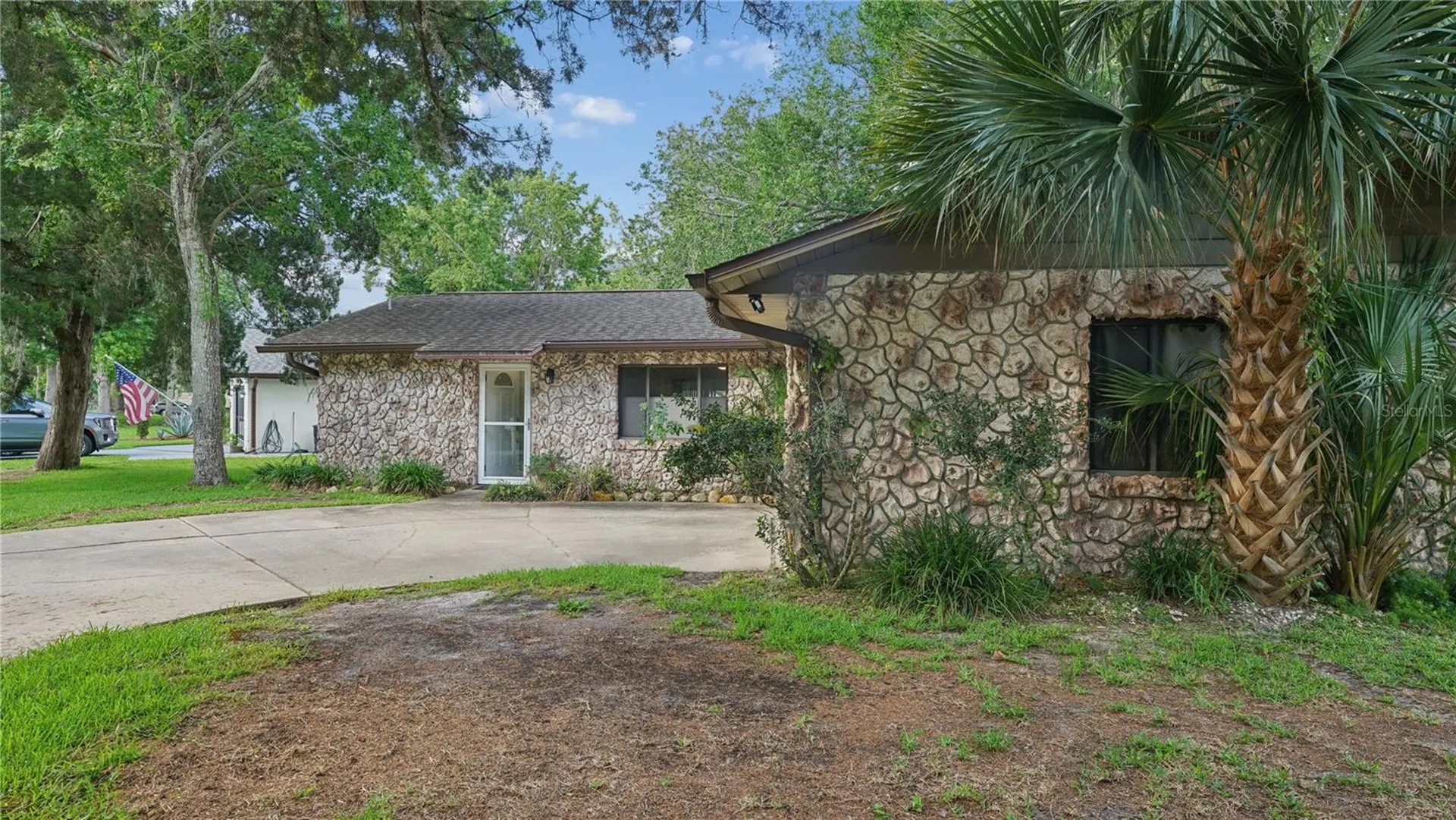 1968 Red Cedar Circle South Daytona FL 32119