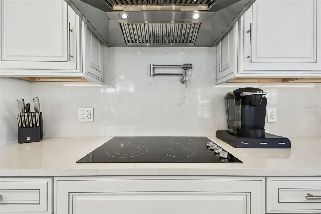 1560 Gulf Boulevard Clearwater Beach FL 33767