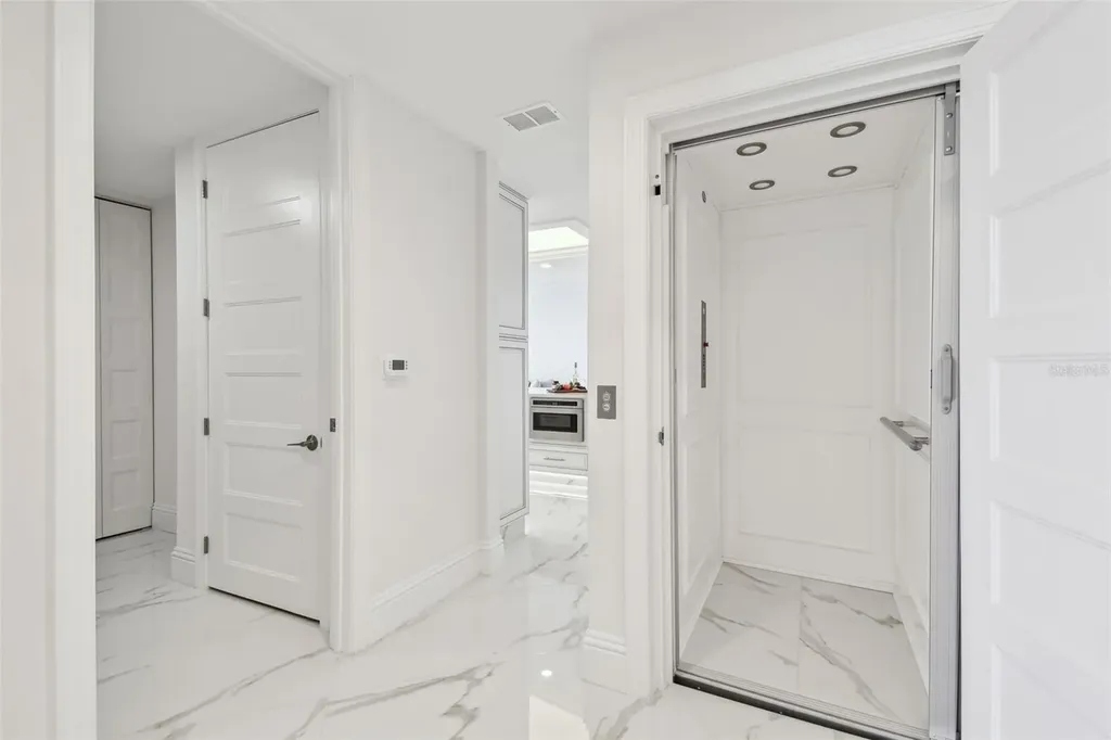 1560 Gulf Boulevard Clearwater Beach FL 33767