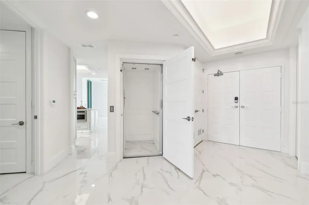1560 Gulf Boulevard Clearwater Beach FL 33767