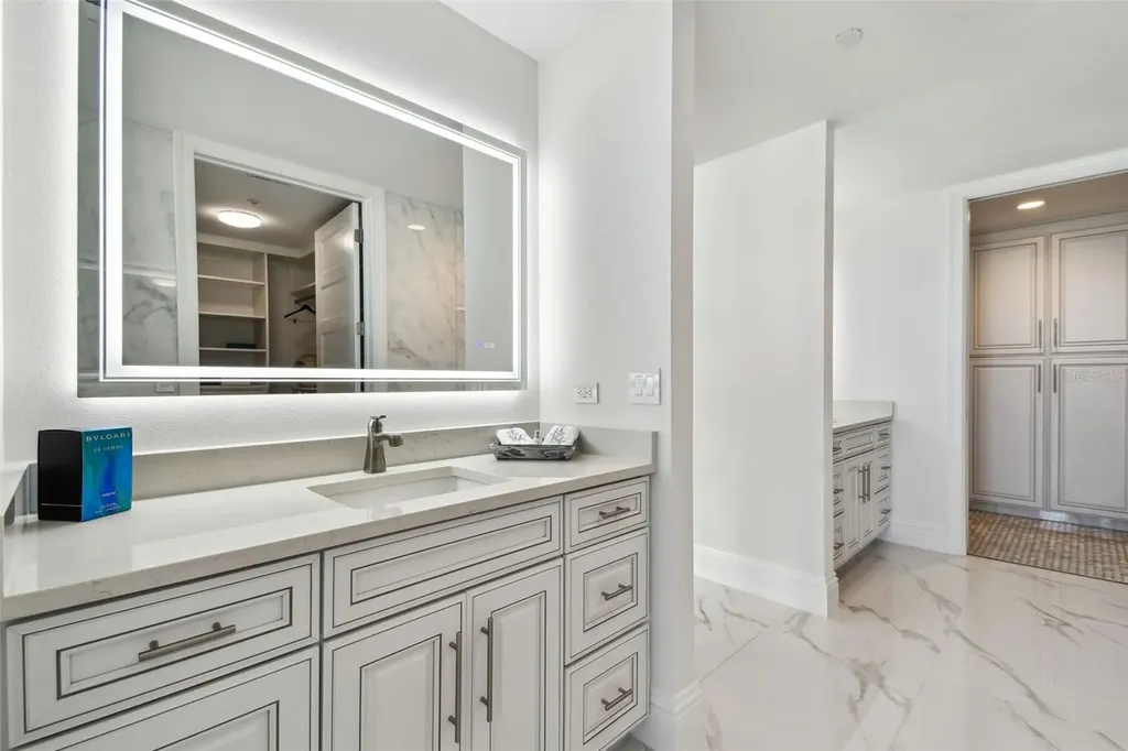1560 Gulf Boulevard Clearwater Beach FL 33767