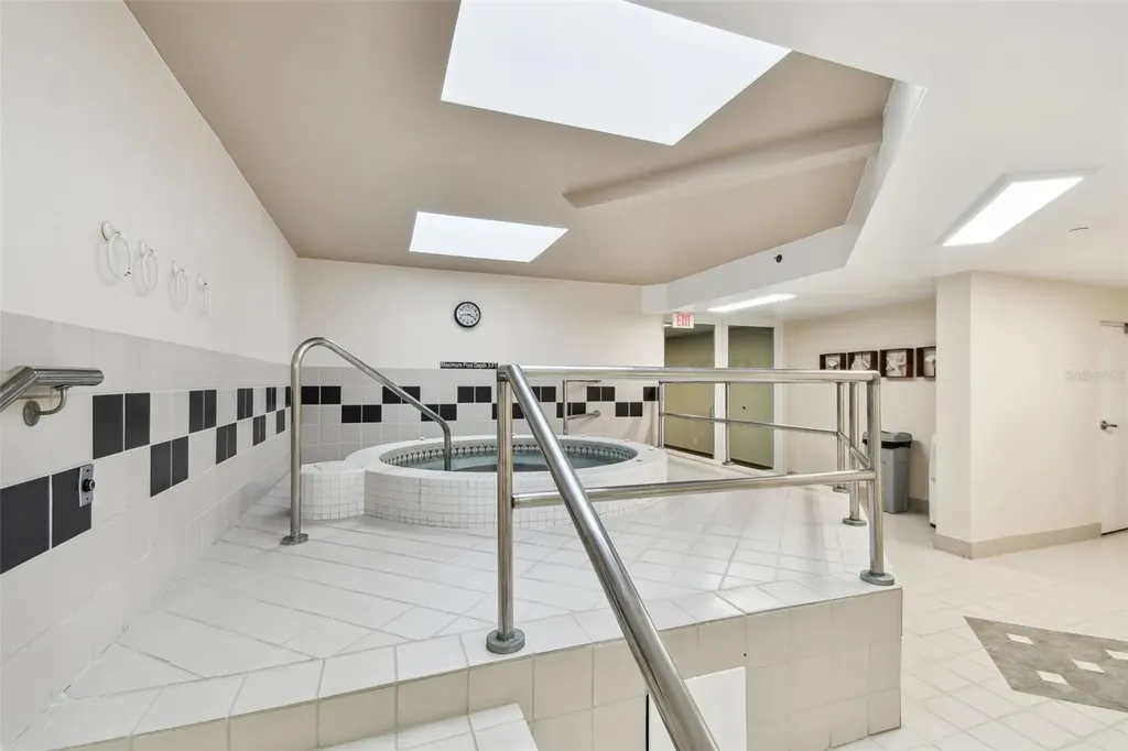 1560 Gulf Boulevard Clearwater Beach FL 33767